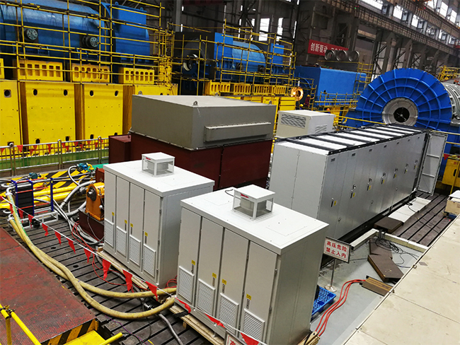 长征娱乐HD8000变频器配套国内首台24MW级6000rmin管道压缩机用同步电动机顺利完成鉴定试验 (2).jpg