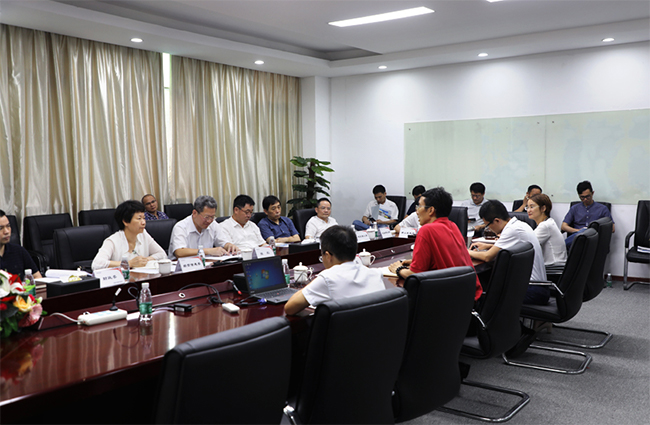 温州市领导一行到访长征娱乐开展挂点服务企业活动 (2).jpg