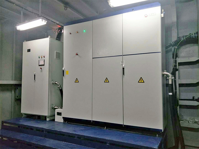 长征娱乐助力联合动力自主研发300kW潮流能发电机组下海并网运行(1).jpg