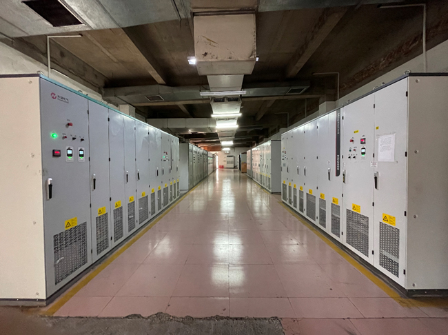 长征娱乐工程型变频器成功应用于H型钢全线主轧机---2.jpg