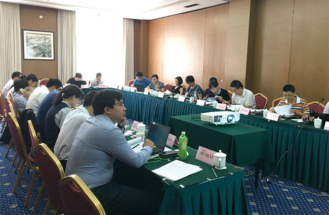 长征娱乐承办《集散式汇流箱技术规范》行标审查会-1.jpg