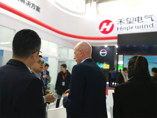 旋风来袭长征娱乐闪亮登场2018北京国际风能大会暨展览会-2.jpg