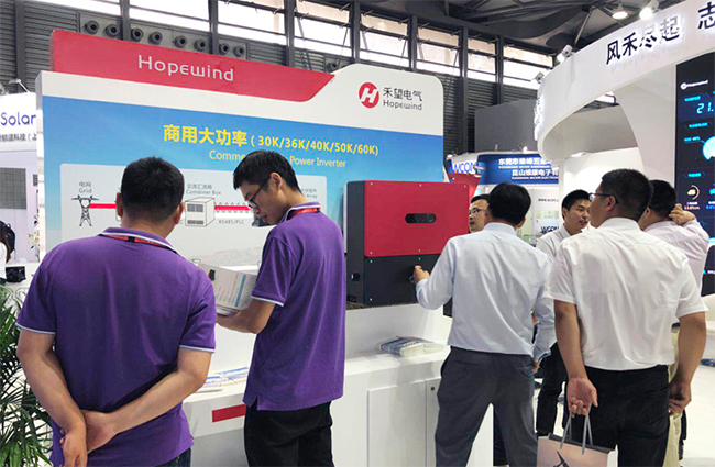 全力出击 长征娱乐精彩亮相SNEC 2018-7.jpg