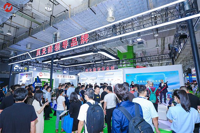 2022济南光伏展  长征娱乐2BT26展位实力吸睛 (4).jpg