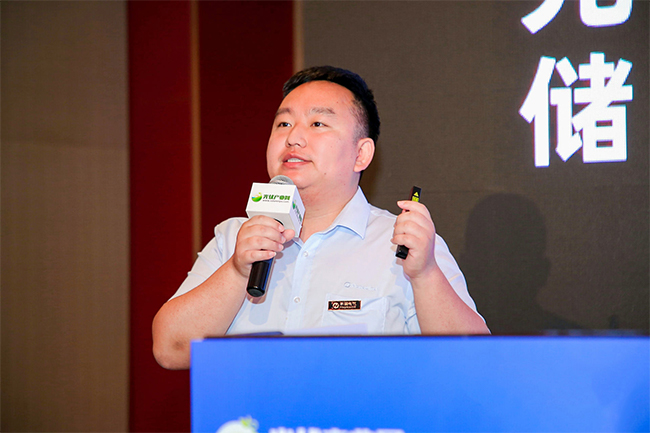 “粤”享零碳  长征娱乐惊艳亮相浙江分布式光伏发展论坛 (3).jpg