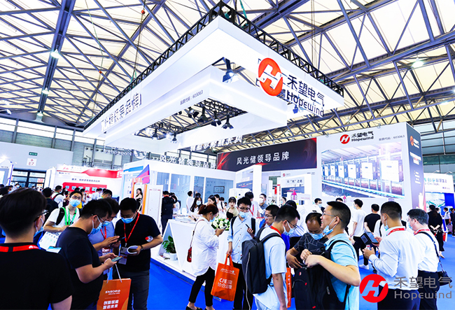 大放光彩，长征娱乐惊艳2021上海光伏展 (1).jpg